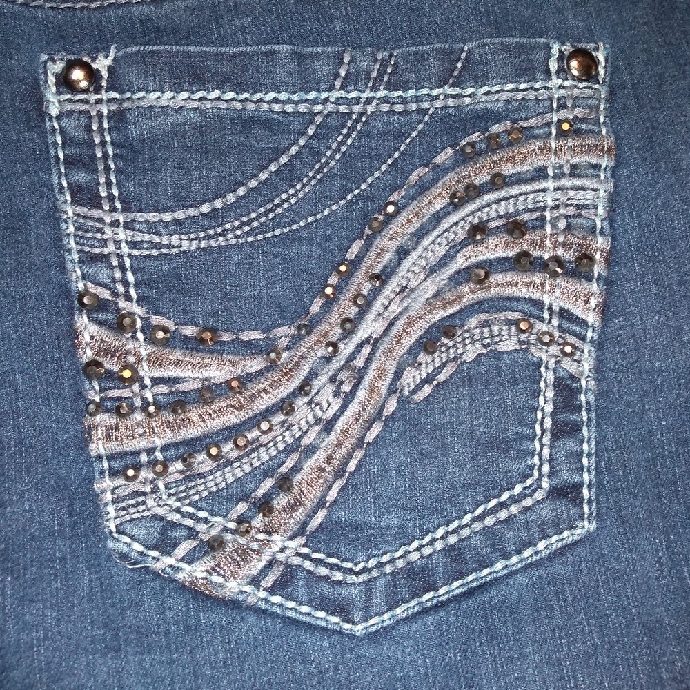 Lane Bryant Bootcut Jeans, Size 24 Regular, Bling on Back Pockets & Fron… - Picture 7 of 12